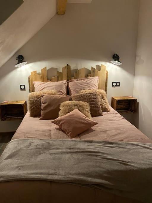 Als As De Coeur La Maison Aux Mille Et Un Coeurs Neuve-Eglise المظهر الخارجي الصورة