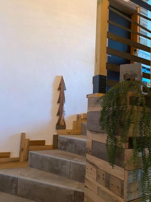 Als As De Coeur La Maison Aux Mille Et Un Coeurs Neuve-Eglise المظهر الخارجي الصورة